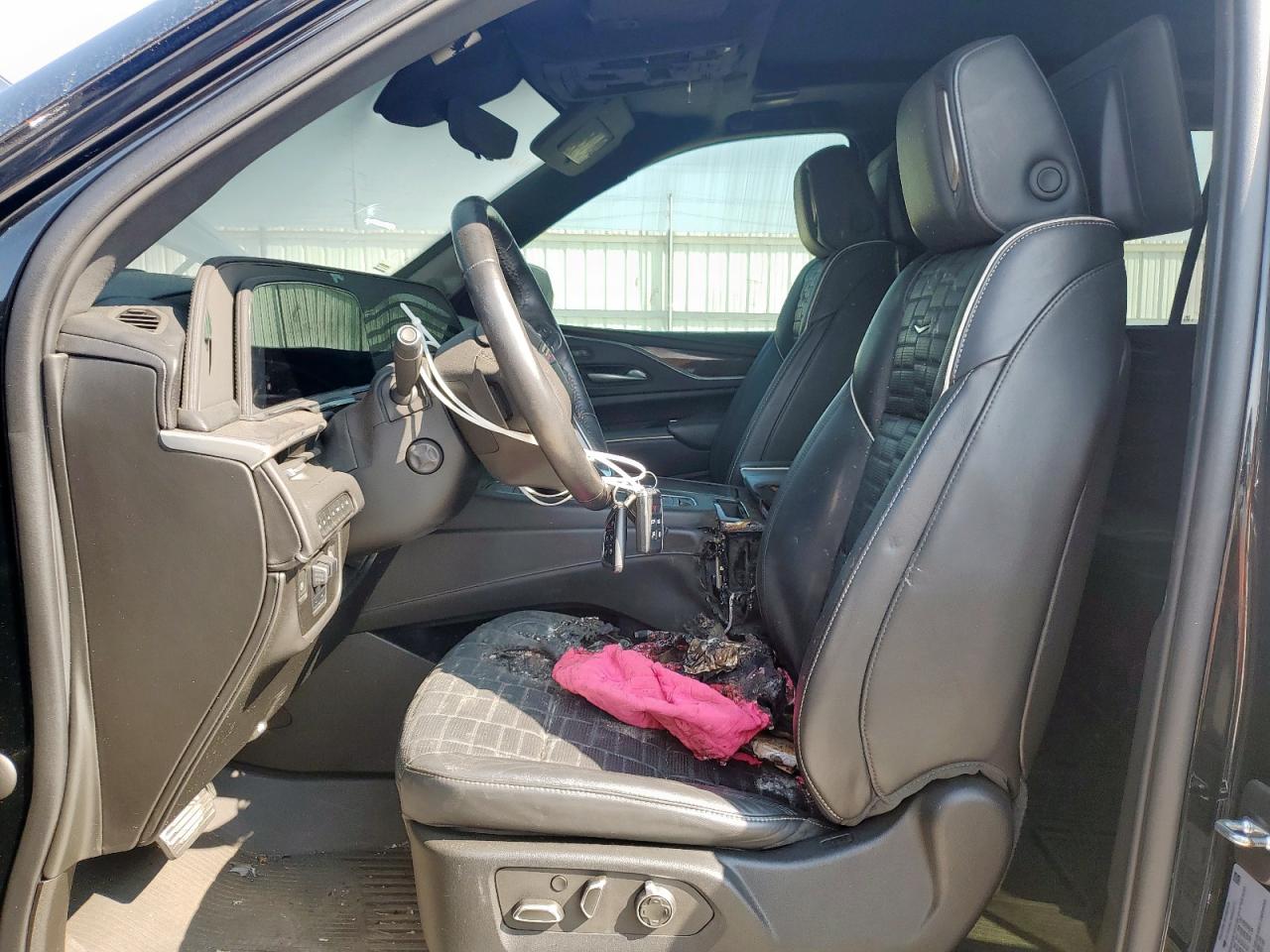 CADILLAC ESCALADE SPORT PLATINUM