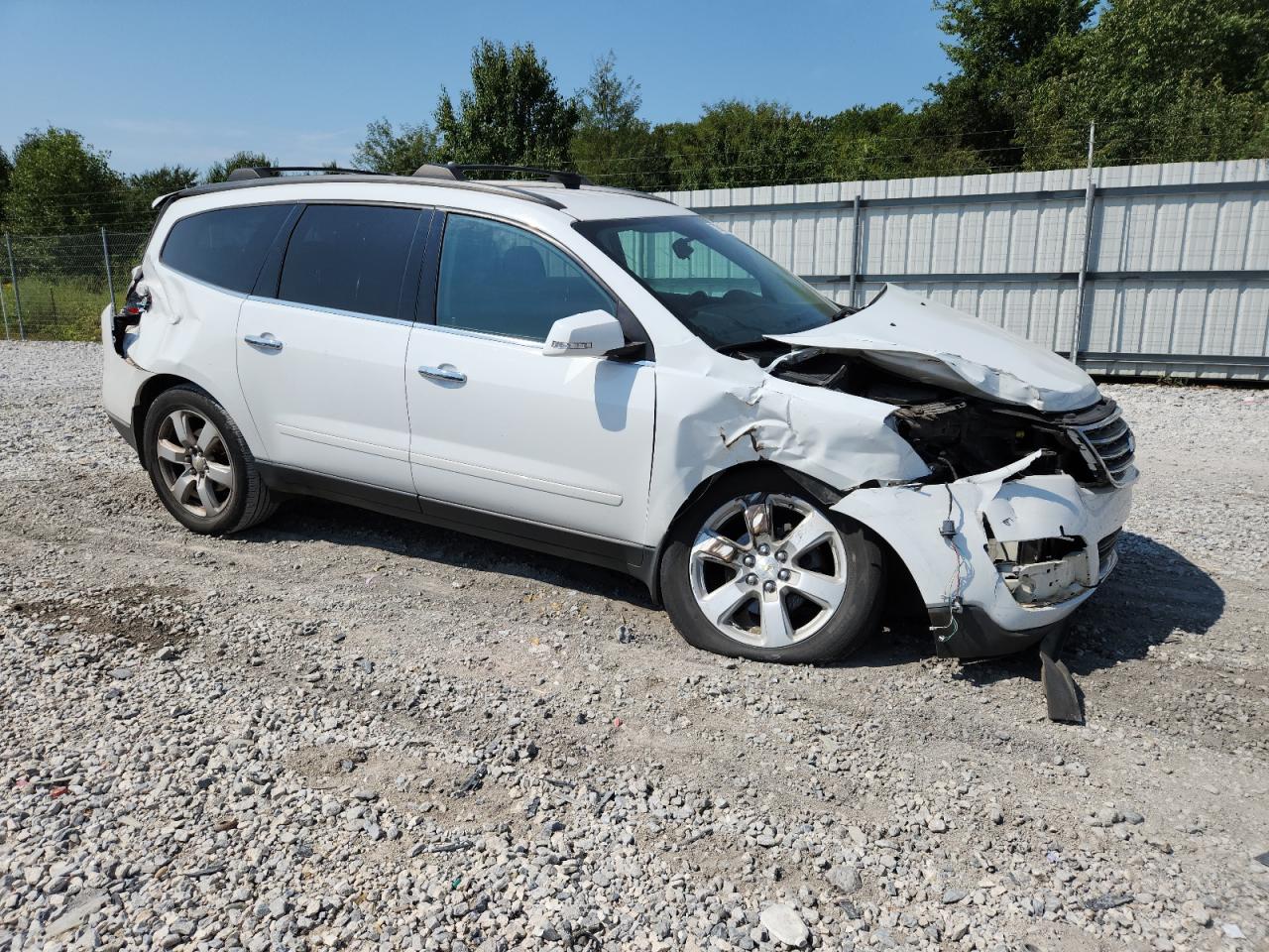 CHEVROLET TRAVERSE LT