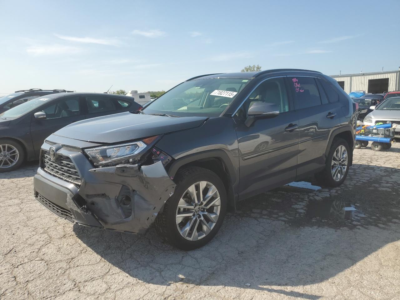 TOYOTA RAV4 XLE PREMIUM