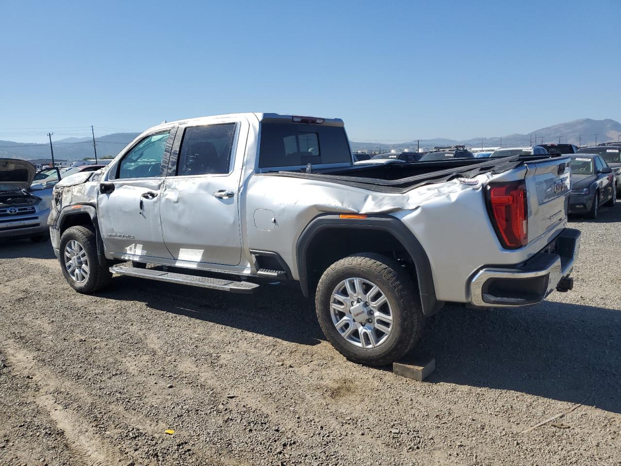 GMC SIERRA K2500 SLT