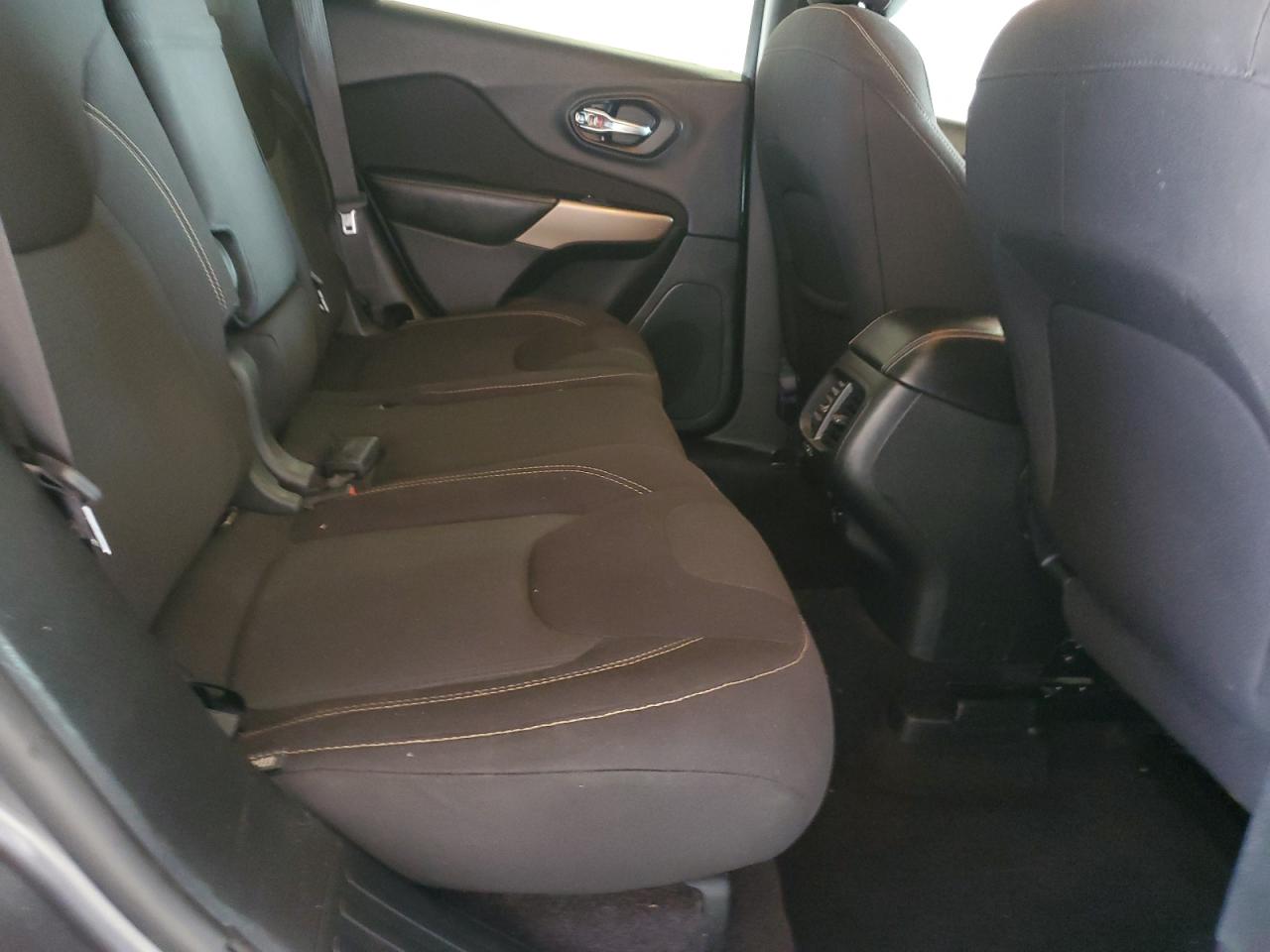 JEEP GRAND CHEROKEE LATITUDE