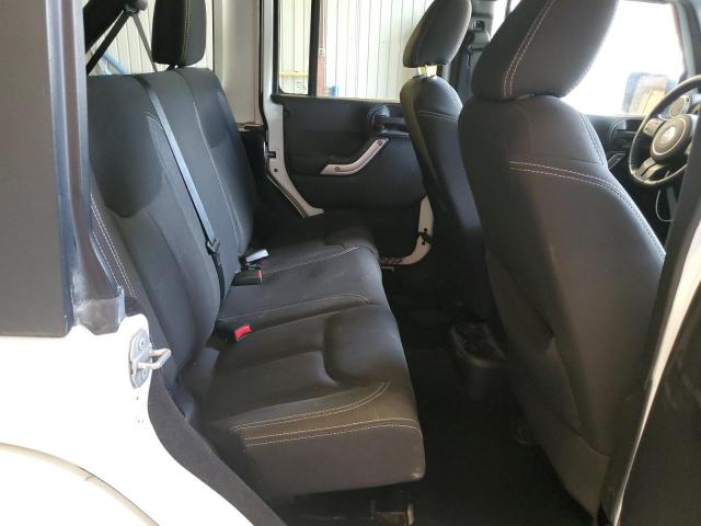 2015 JEEP WRANGLER UNLIMITED SAHARA 1C4BJWEG3FL636188