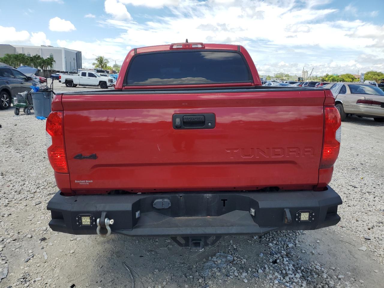 TOYOTA TUNDRA CREWMAX SR5