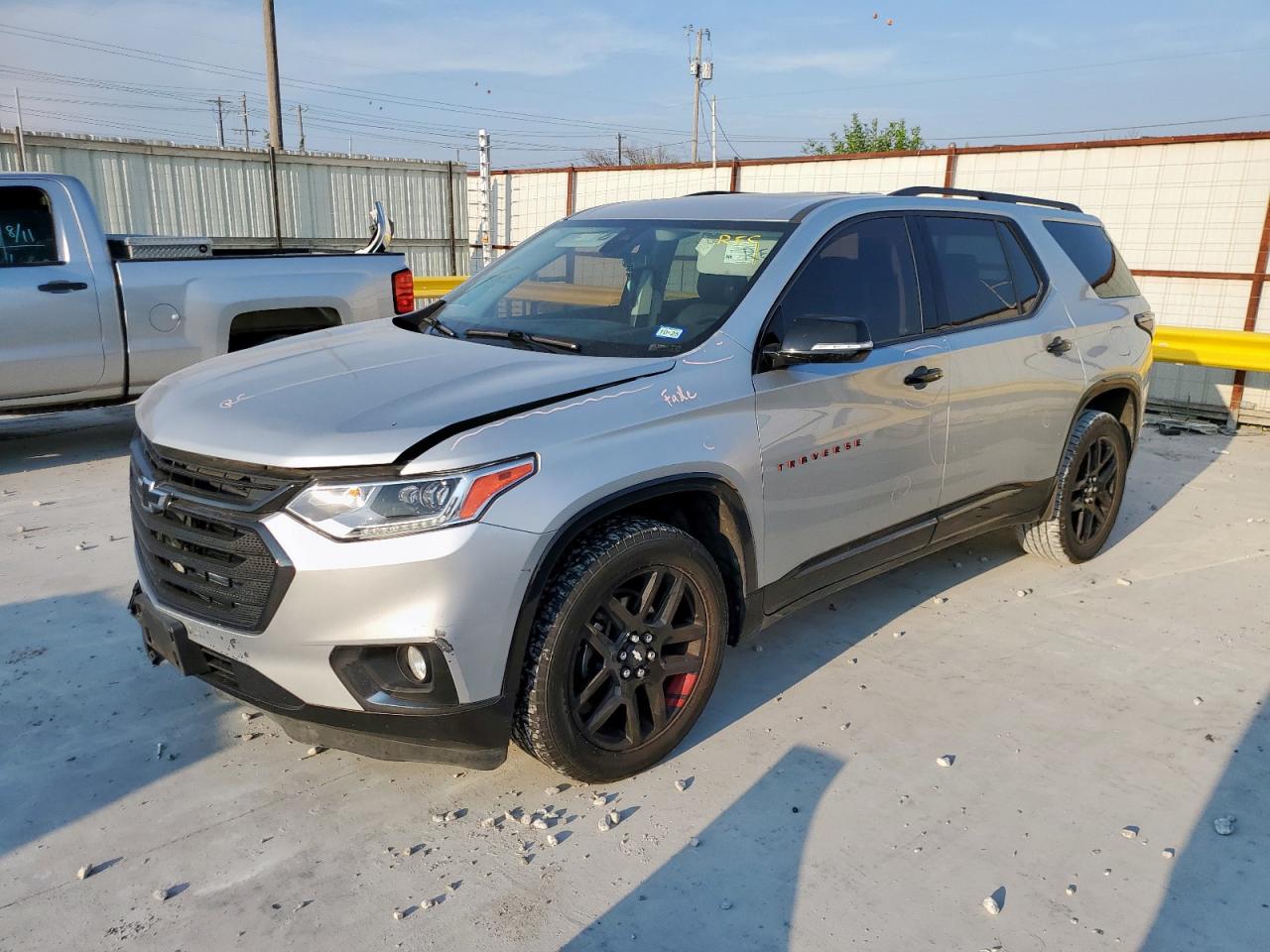 CHEVROLET TRAVERSE PREMIER