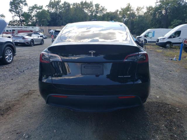 2024 TESLA MODEL Y 7SAYGDEE7RA327259