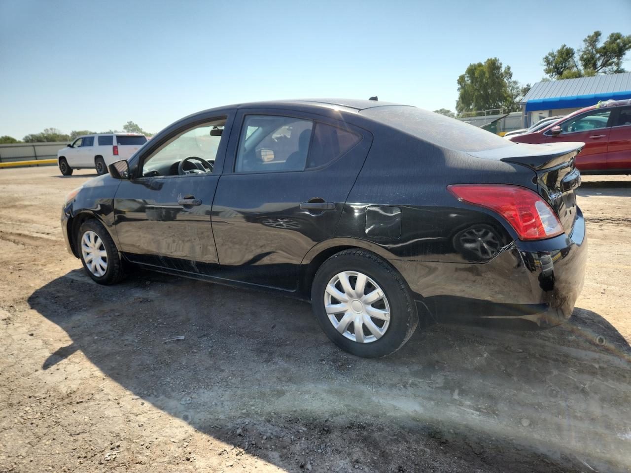 NISSAN VERSA S