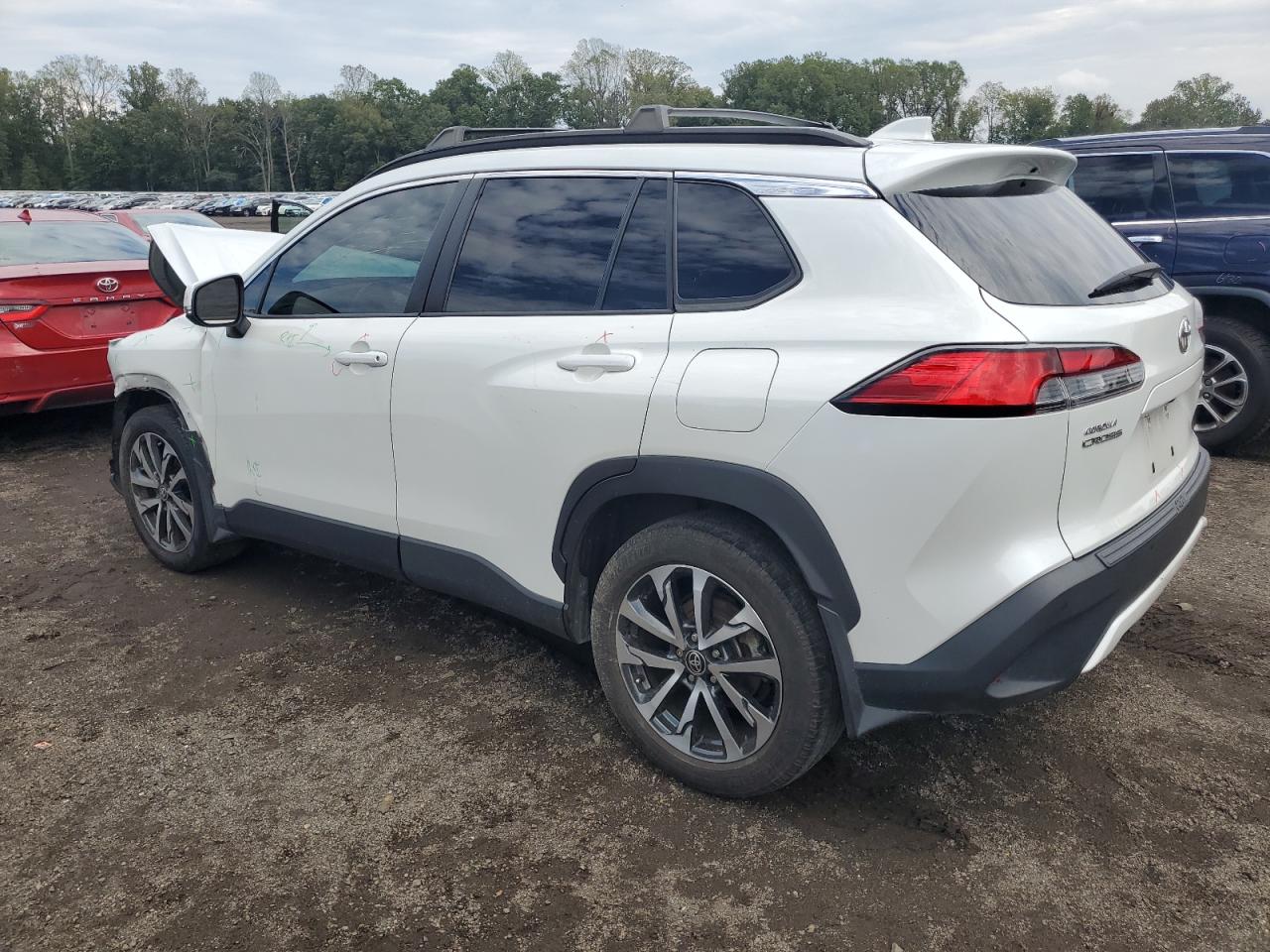 TOYOTA COROLLA CROSS XLE