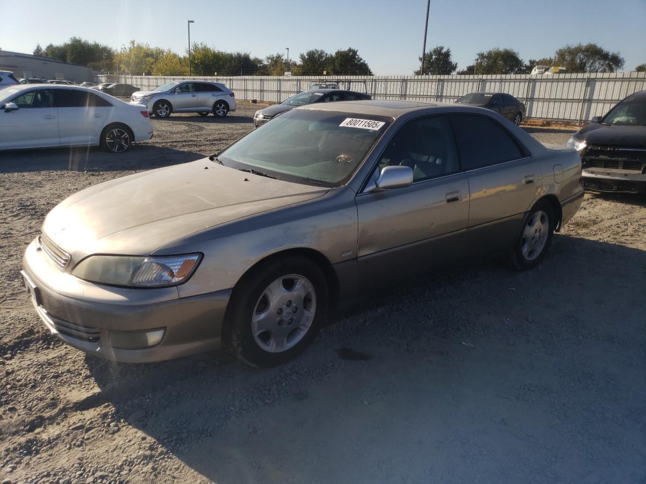 Lot #3305442162 2000 LEXUS ES 300