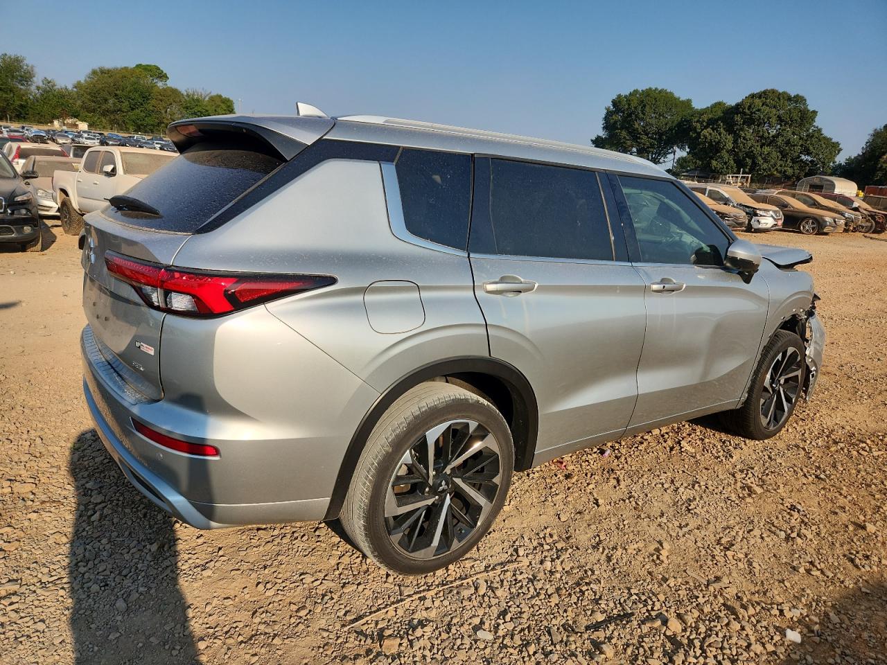 MITSUBISHI OUTLANDER SEL