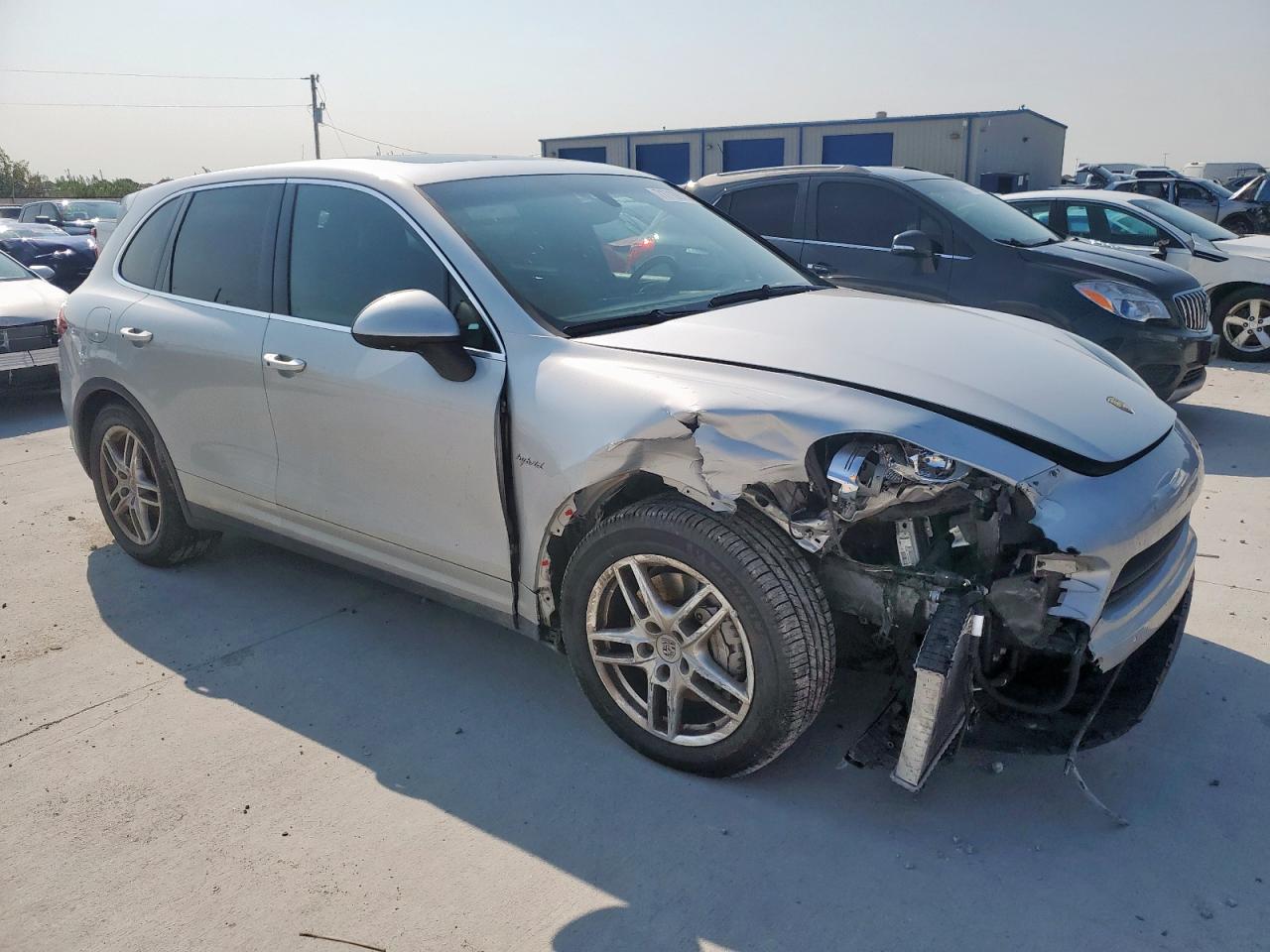 PORSCHE CAYENNE S HYBRID