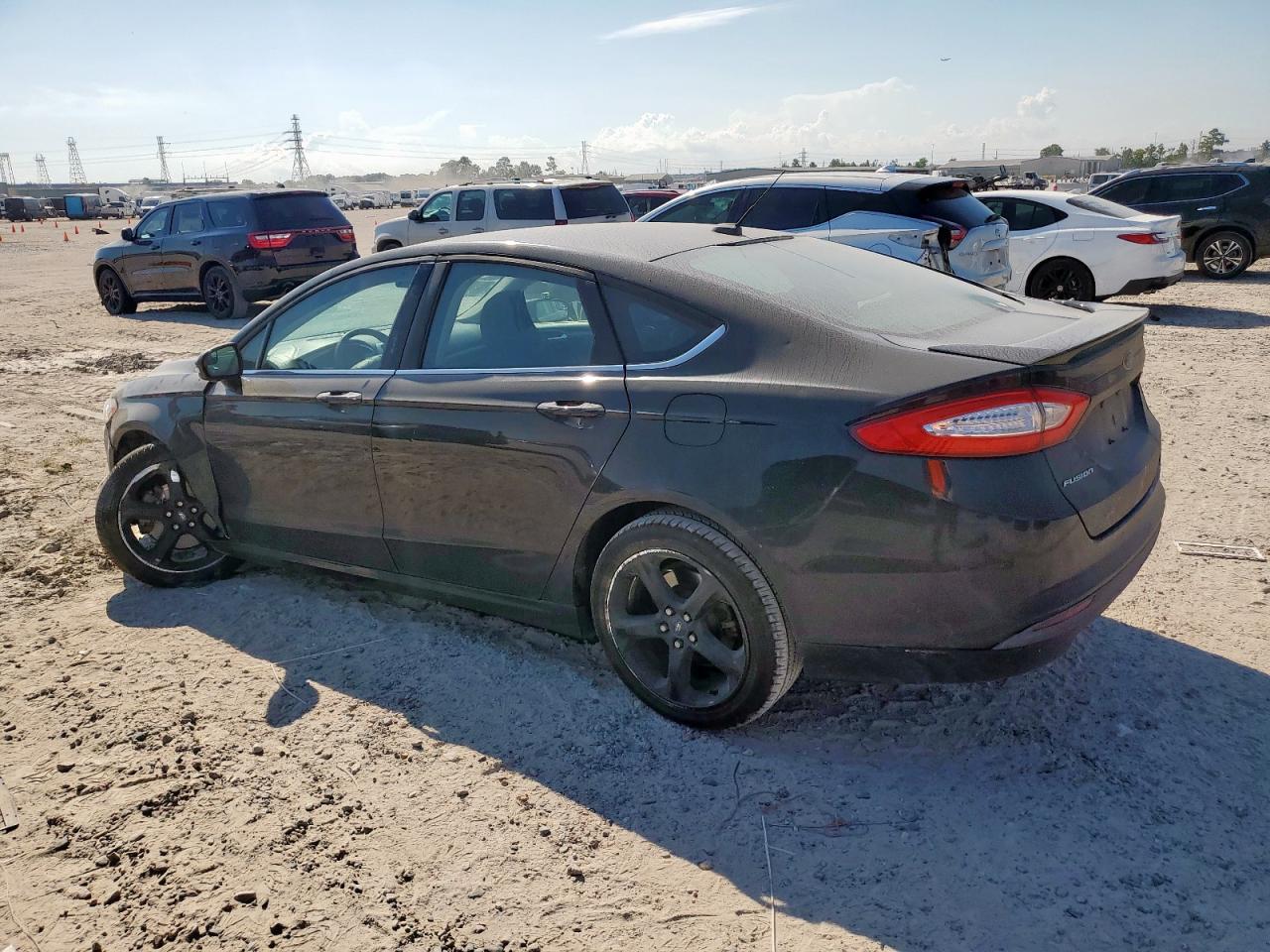 FORD FUSION SE