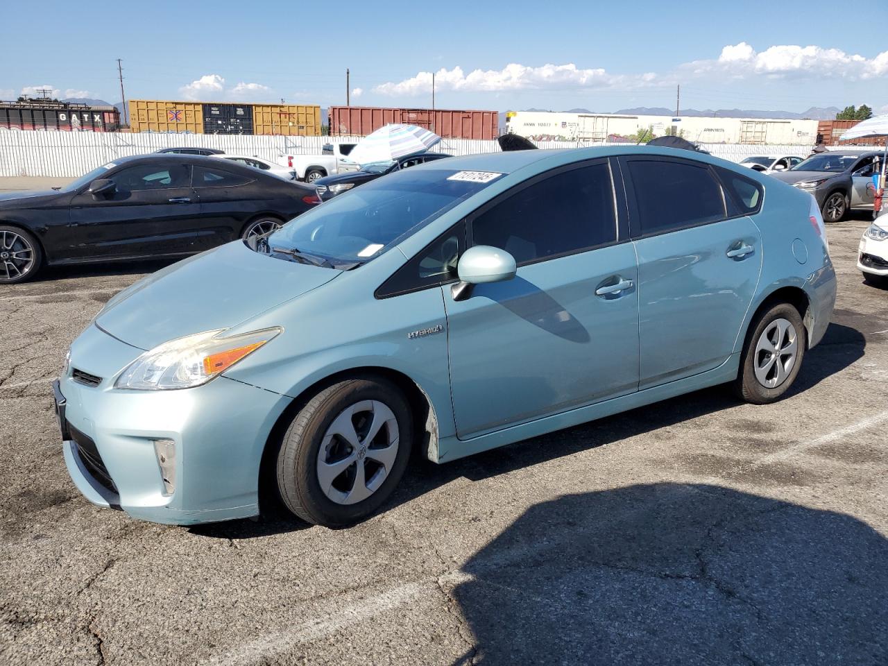 TOYOTA PRIUS