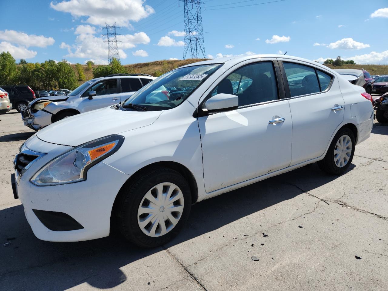 NISSAN VERSA S