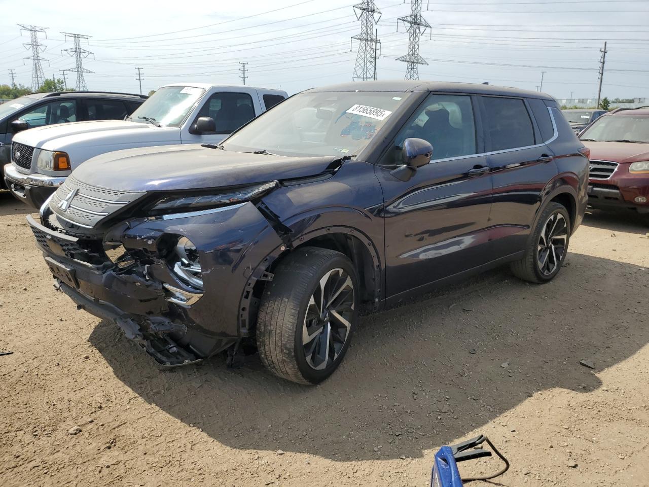 MITSUBISHI OUTLANDER SE