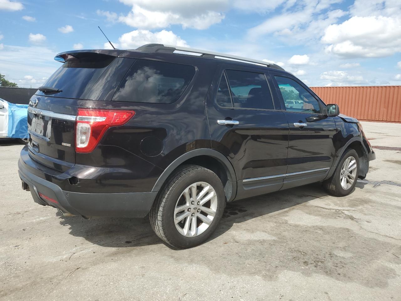 FORD EXPLORER XLT
