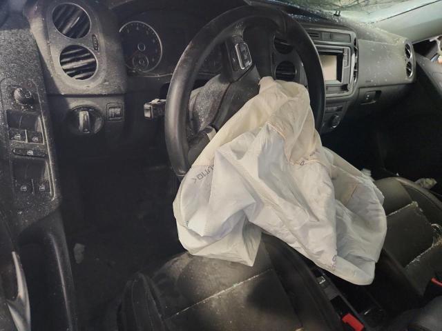2016 VOLKSWAGEN TIGUAN S - WVGBV7AX4GW530117