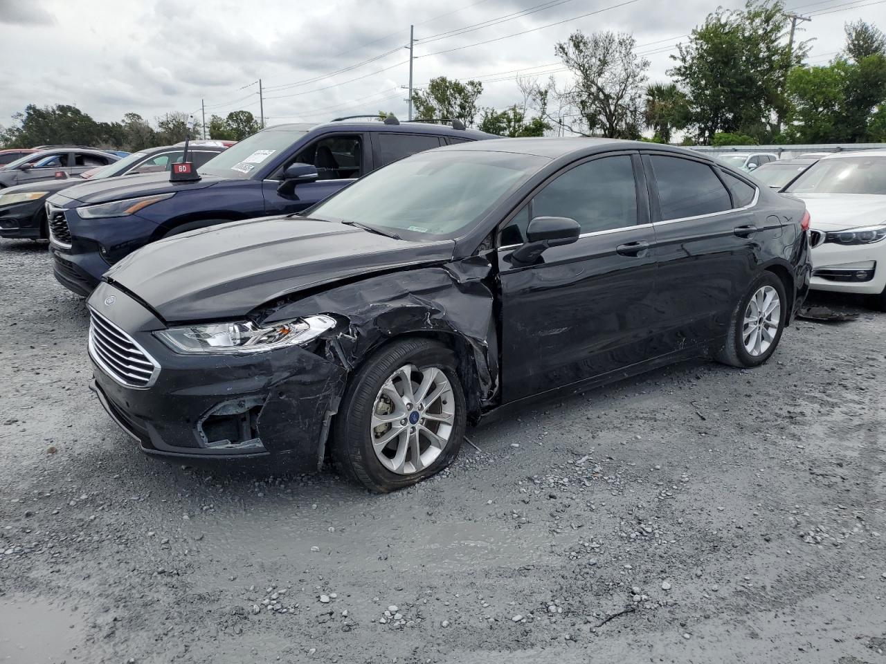 FORD FUSION SE
