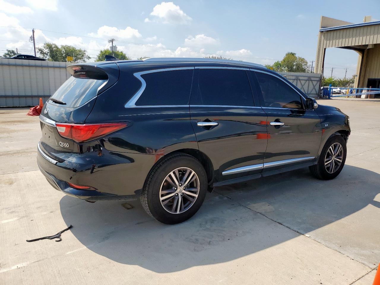 INFINITI QX60
