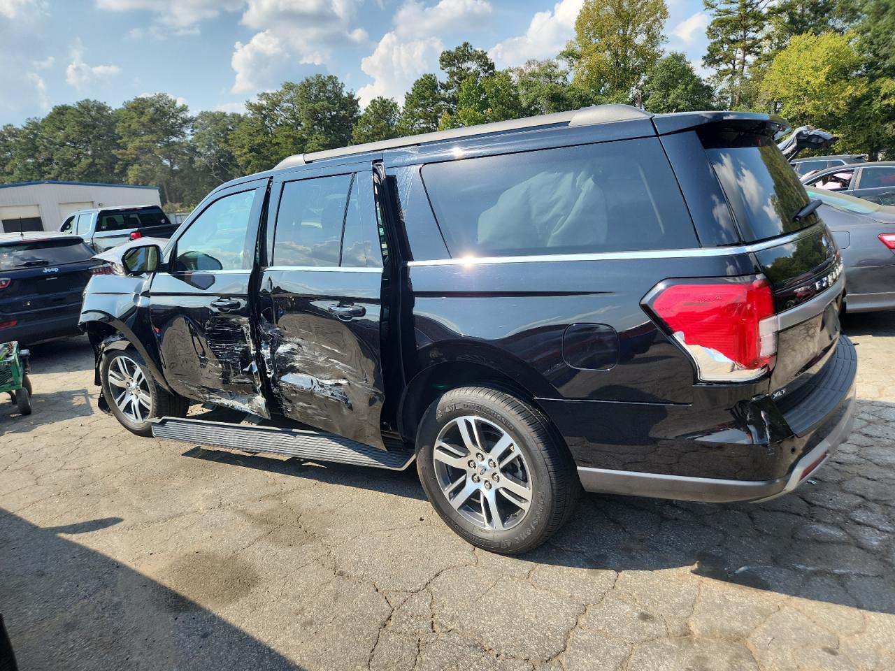 FORD EXPEDITION MAX XLT