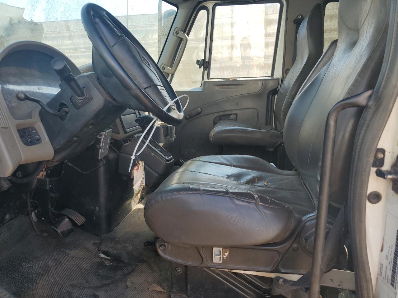 Lot #3236998511 2016 INTL TERRASTAR