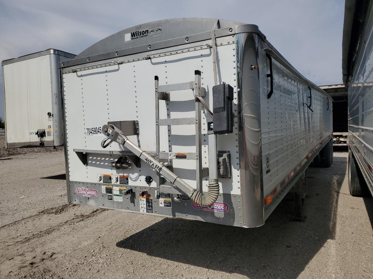 Lot #3235861029 2011 WILSON TRLR