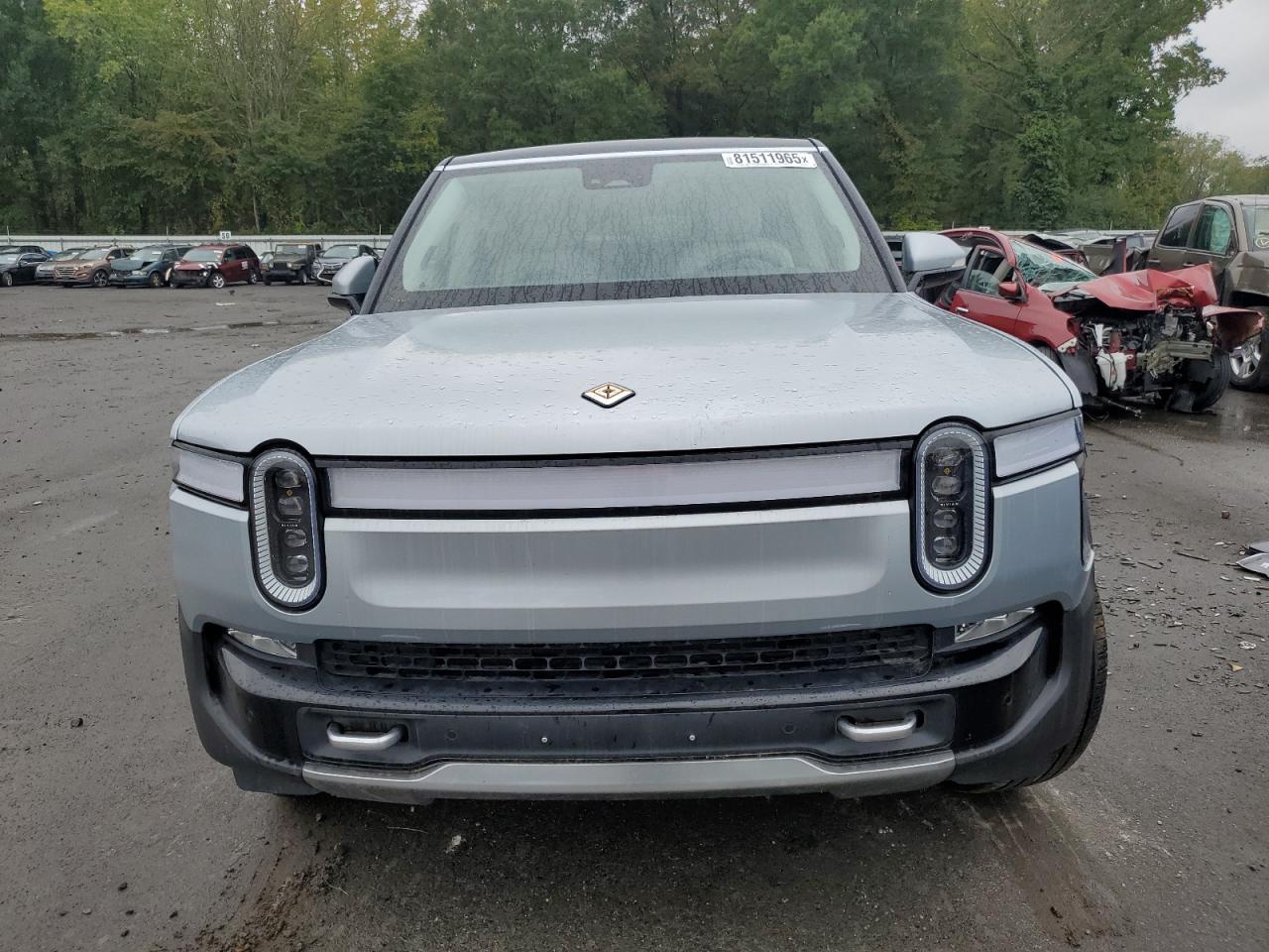 RIVIAN R1S ADVENTURE