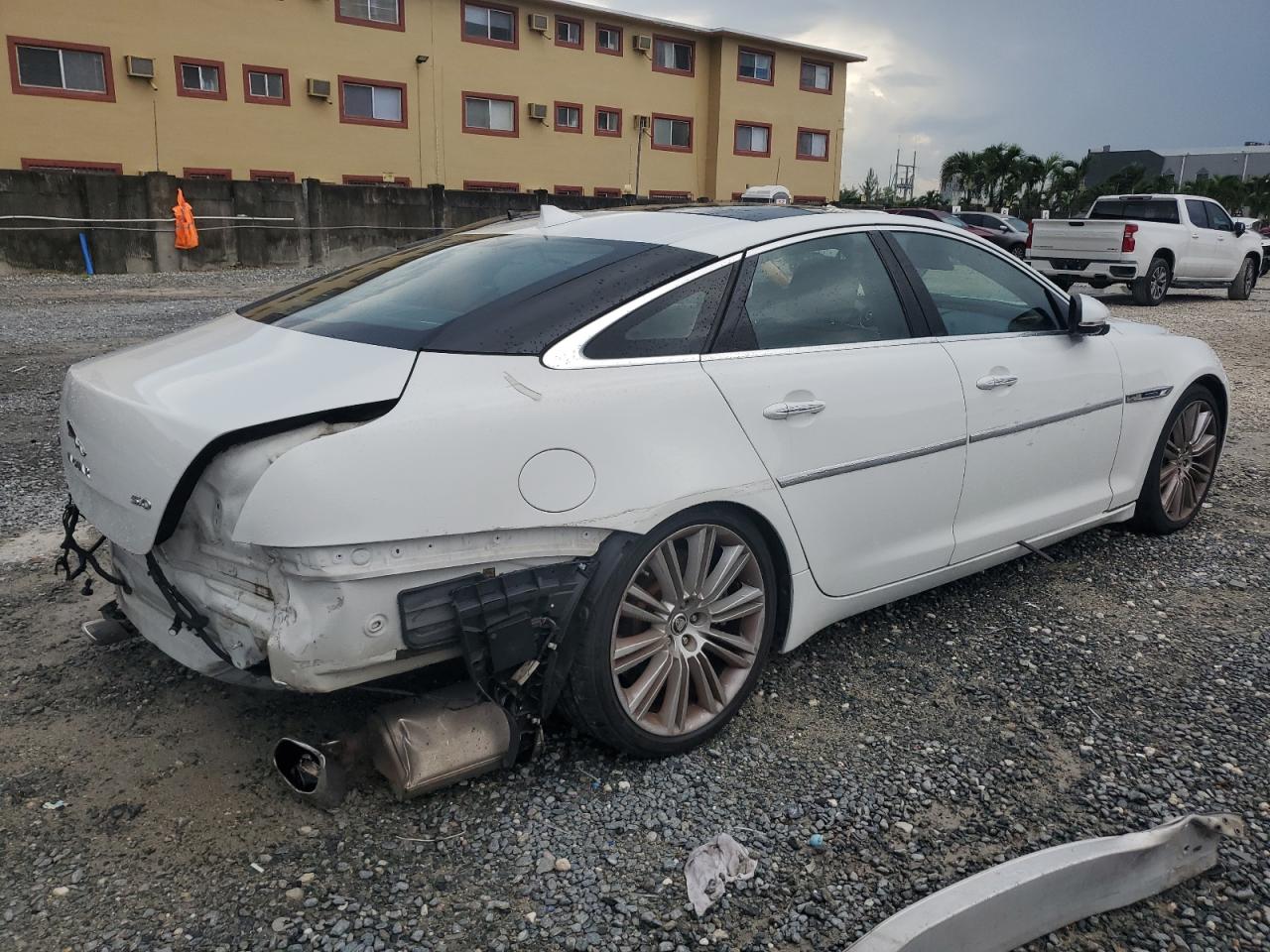 JAGUAR XJ SUPERCHARGED