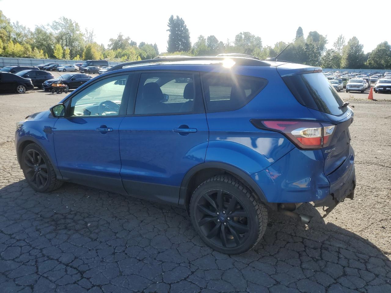 FORD ESCAPE TITANIUM
