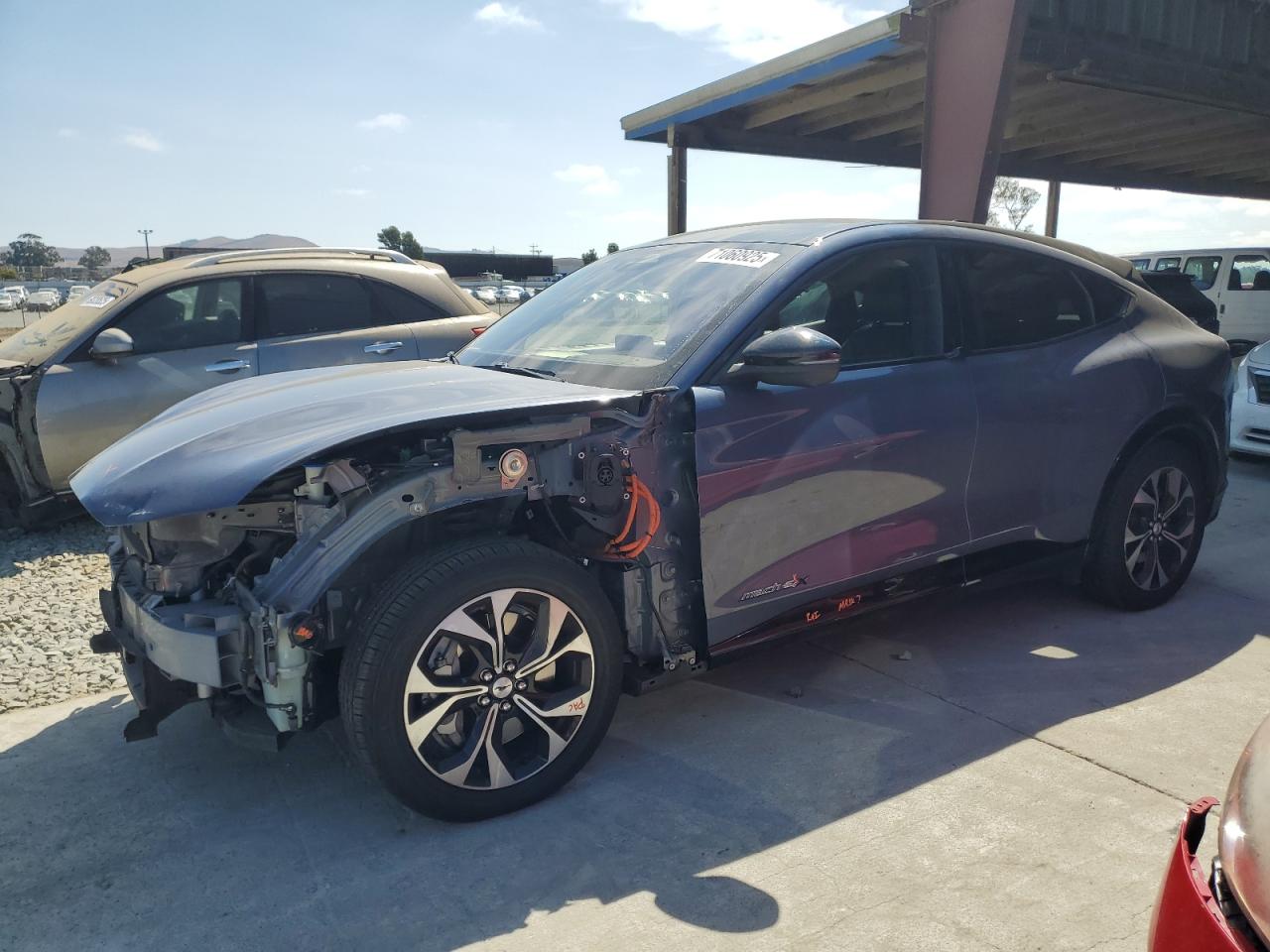 FORD MUSTANG PREMIUM