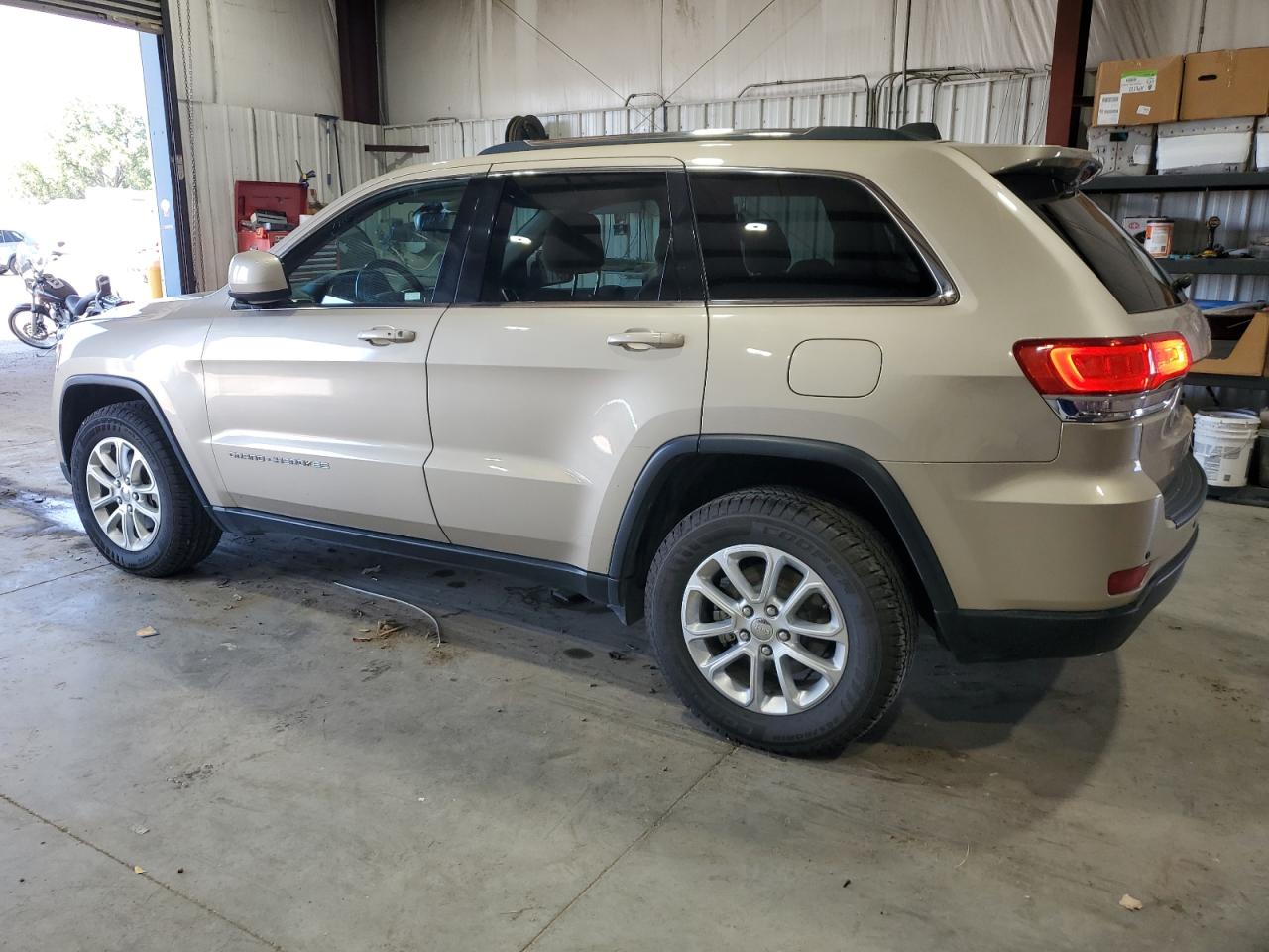JEEP GRAND CHEROKEE LAREDO