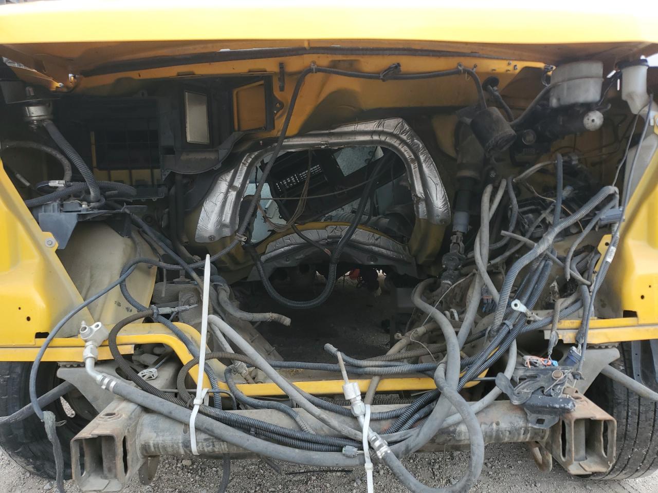 Lot #3256462722 2010 CHEVROLET BANTAM E350