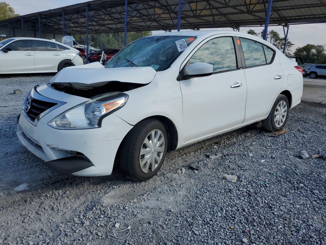 NISSAN VERSA S