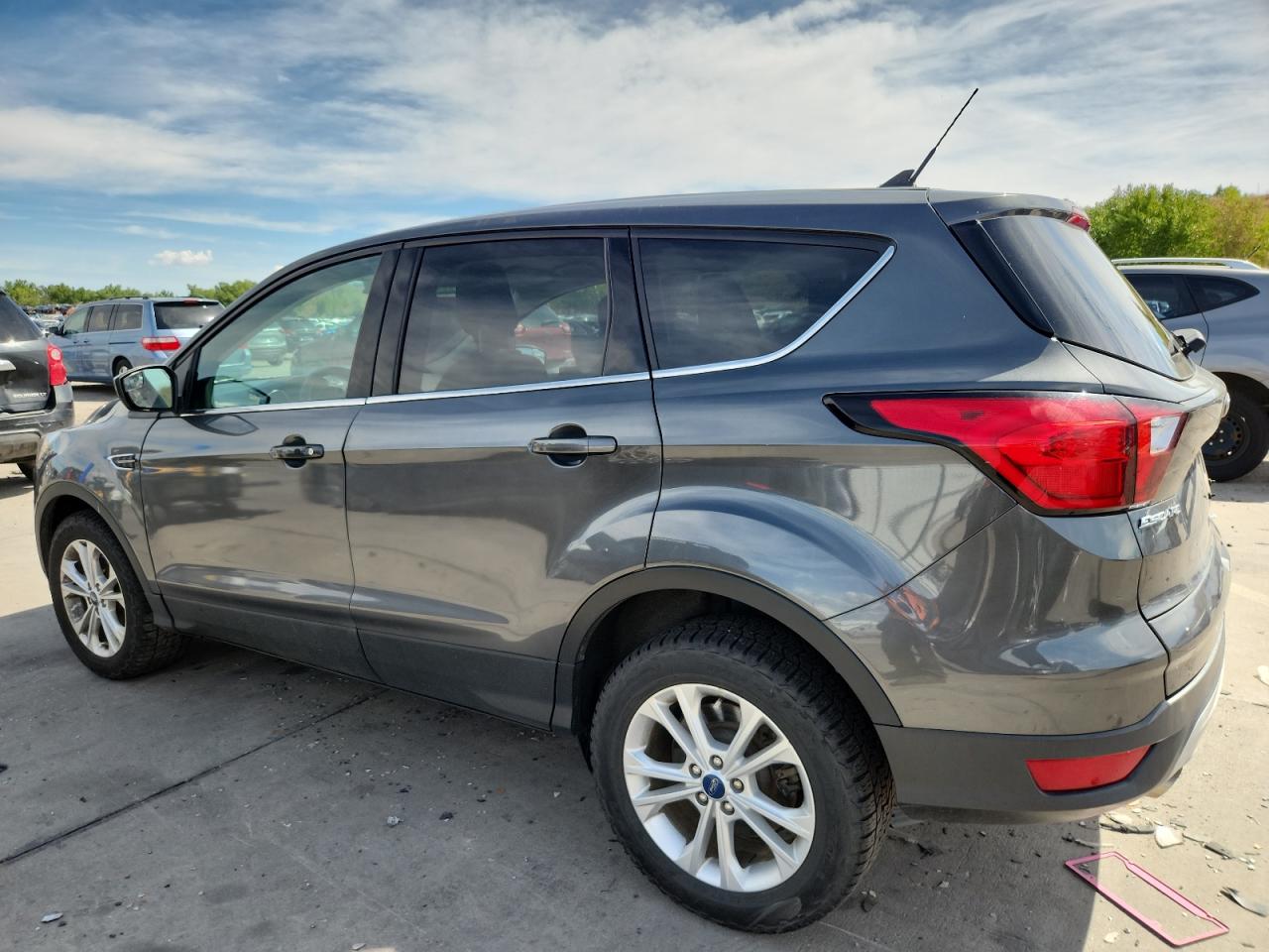 FORD ESCAPE SE