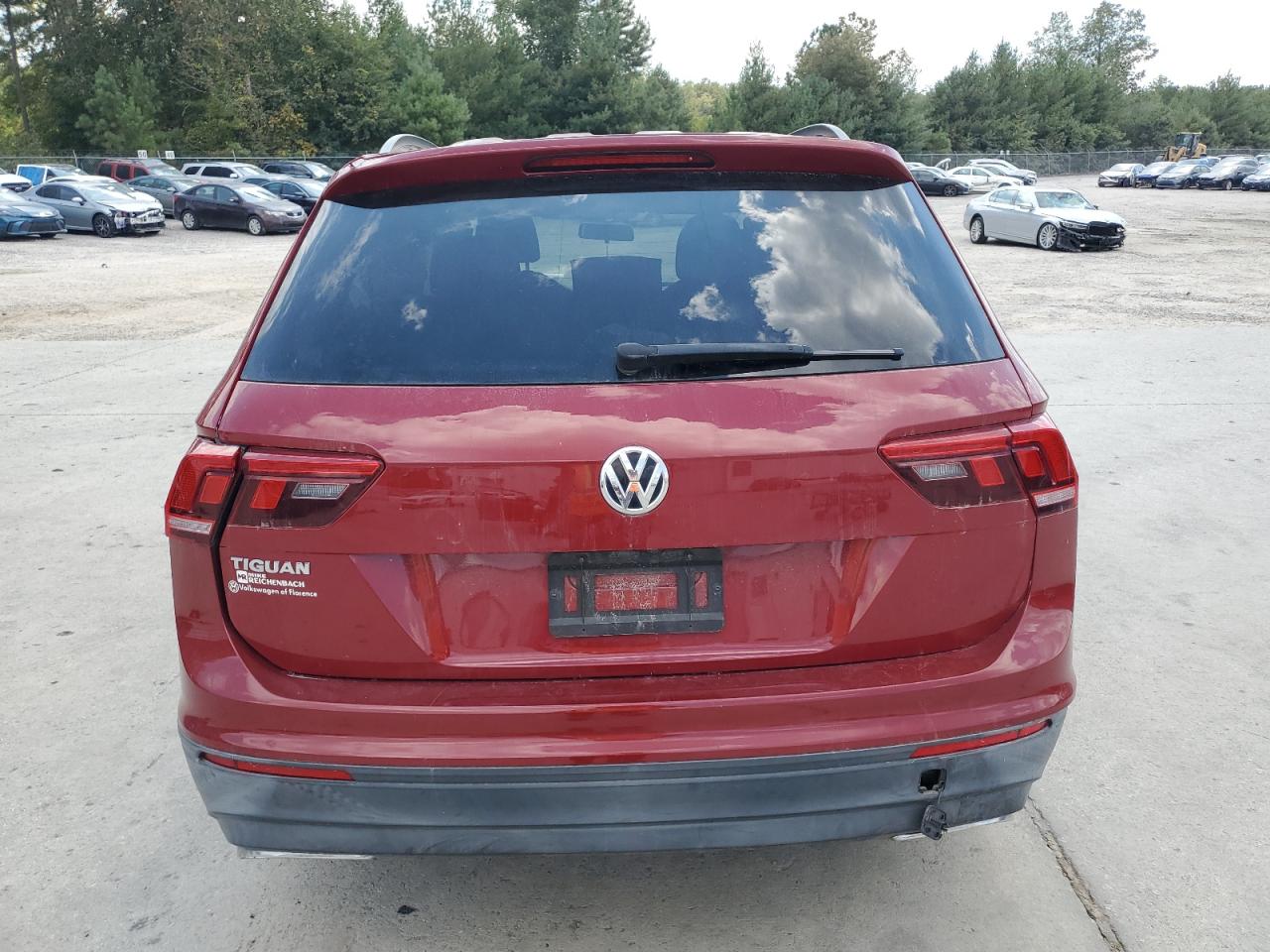 VOLKSWAGEN TIGUAN S