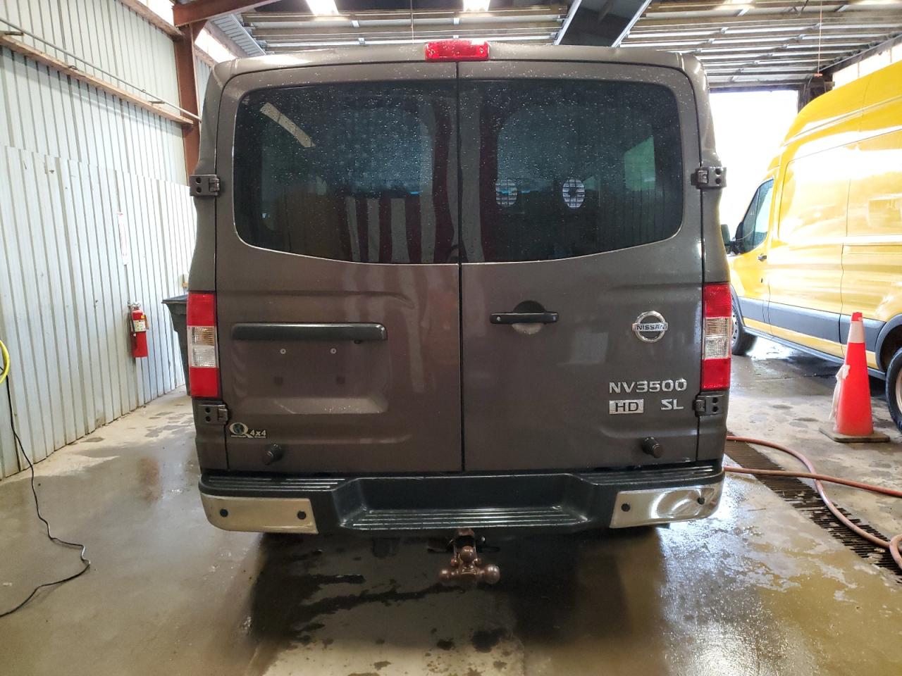 NISSAN NV3500 3500 S