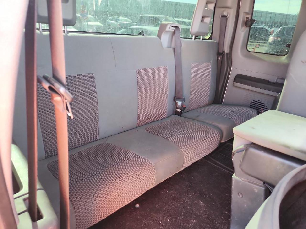 FORD F-250 SUPER DUTY