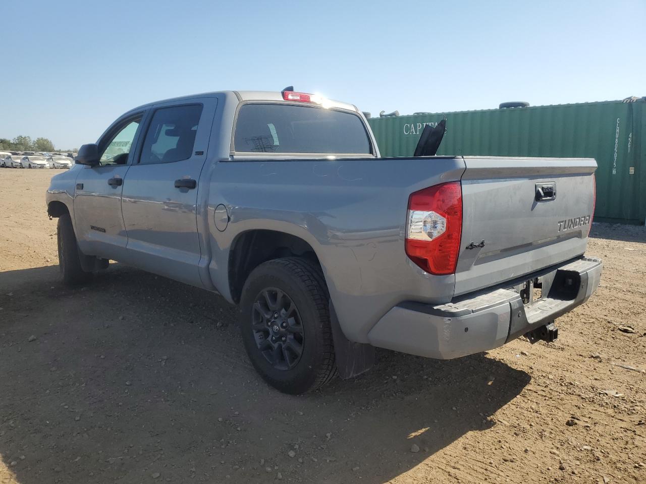 TOYOTA TUNDRA CREWMAX SR5