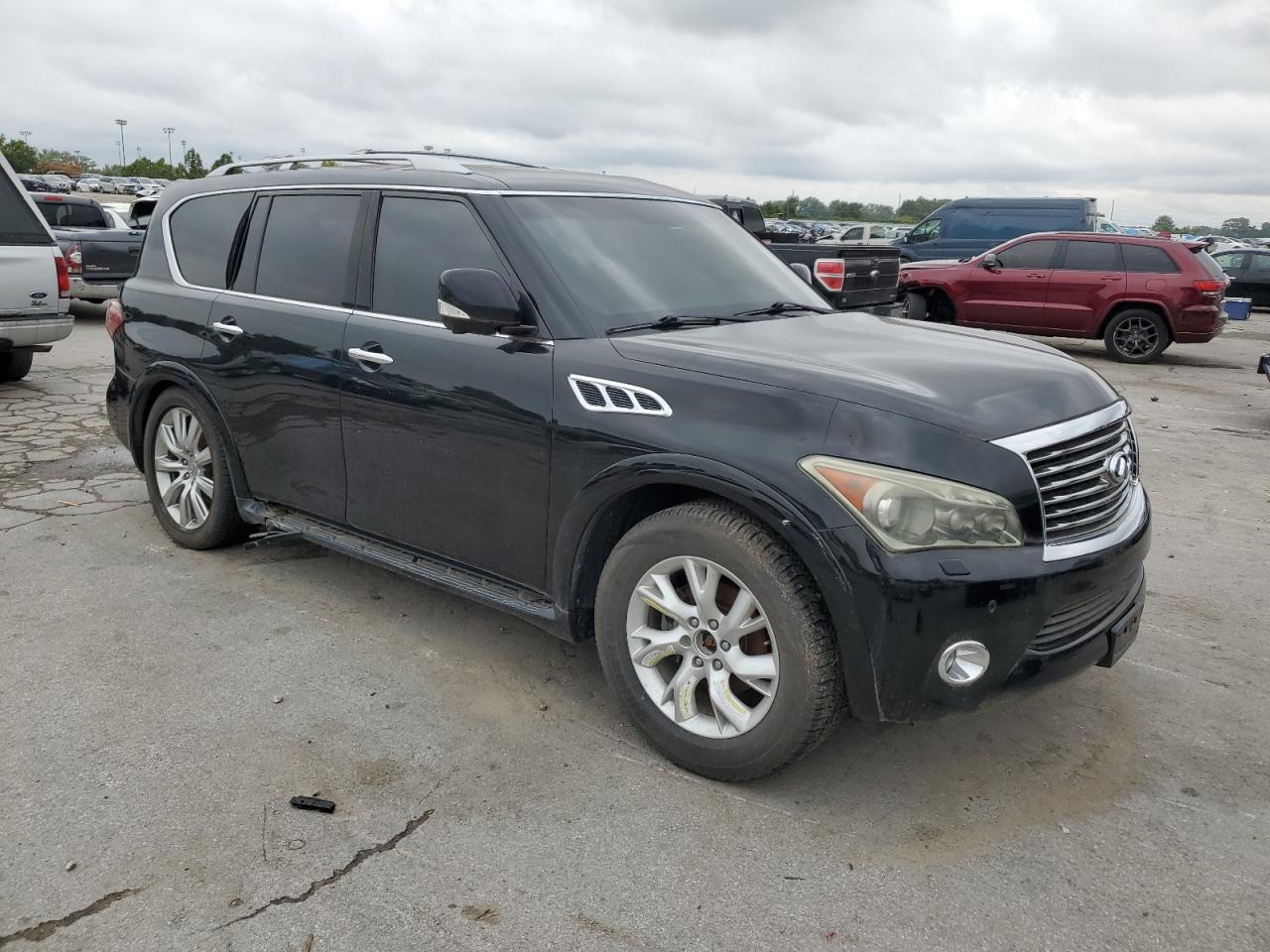 INFINITI QX56