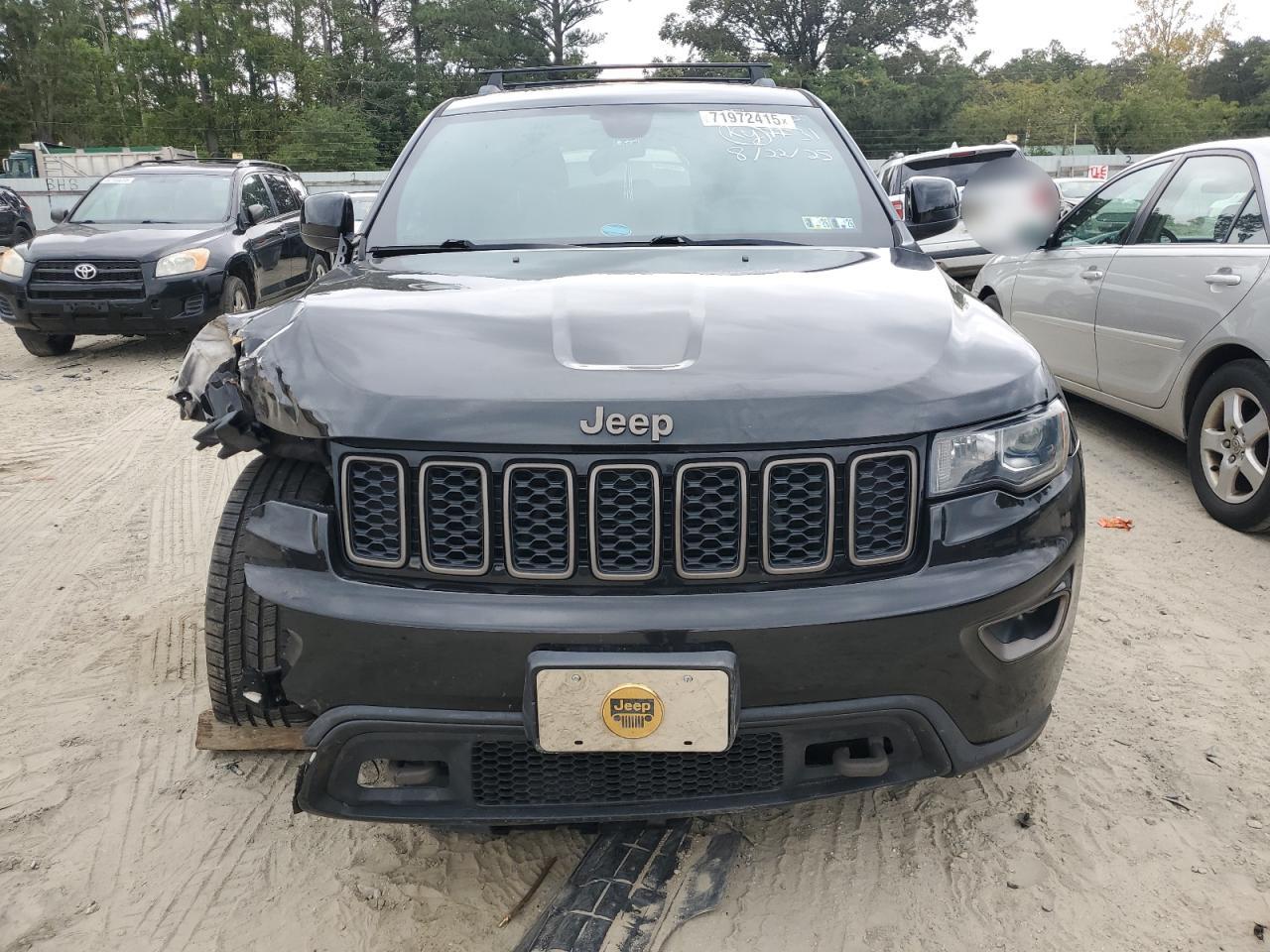 JEEP GRAND CHEROKEE LAREDO