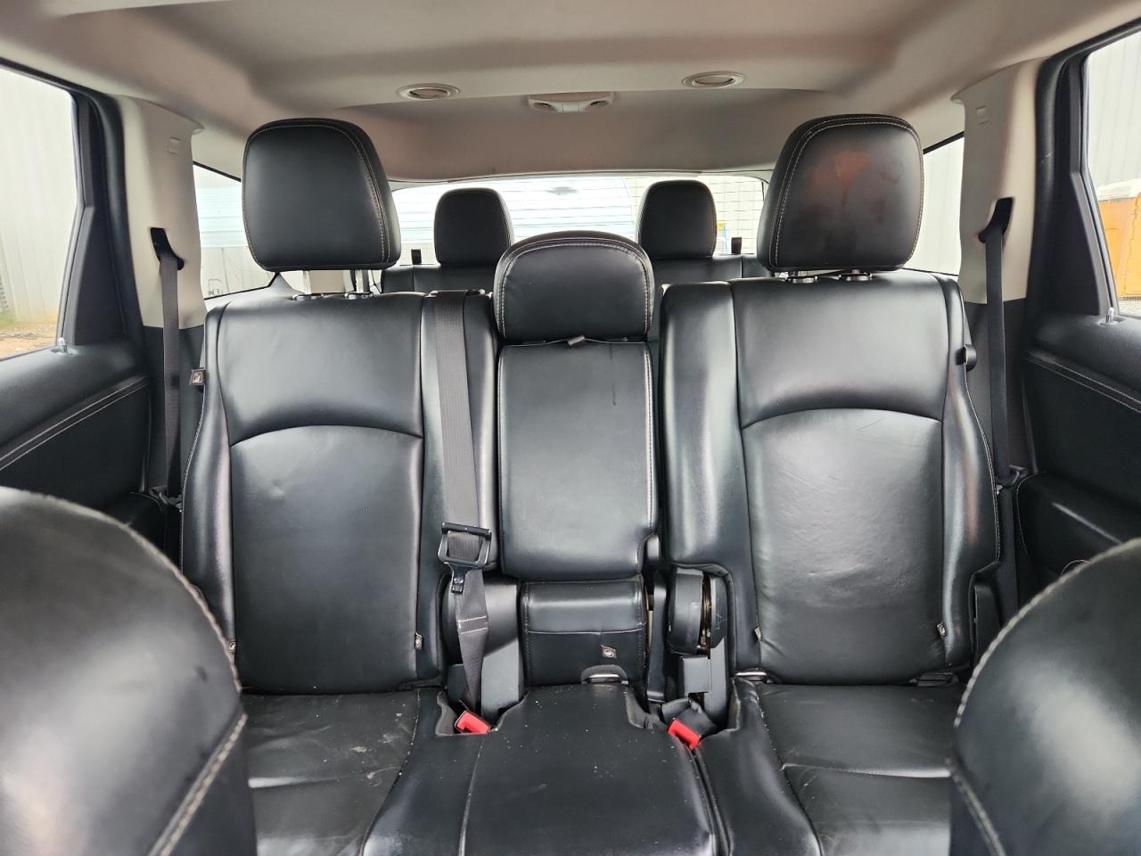 DODGE JOURNEY CROSSROAD