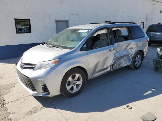 Global Auto Auctions: 2019 TOYOTA SIENNA LE