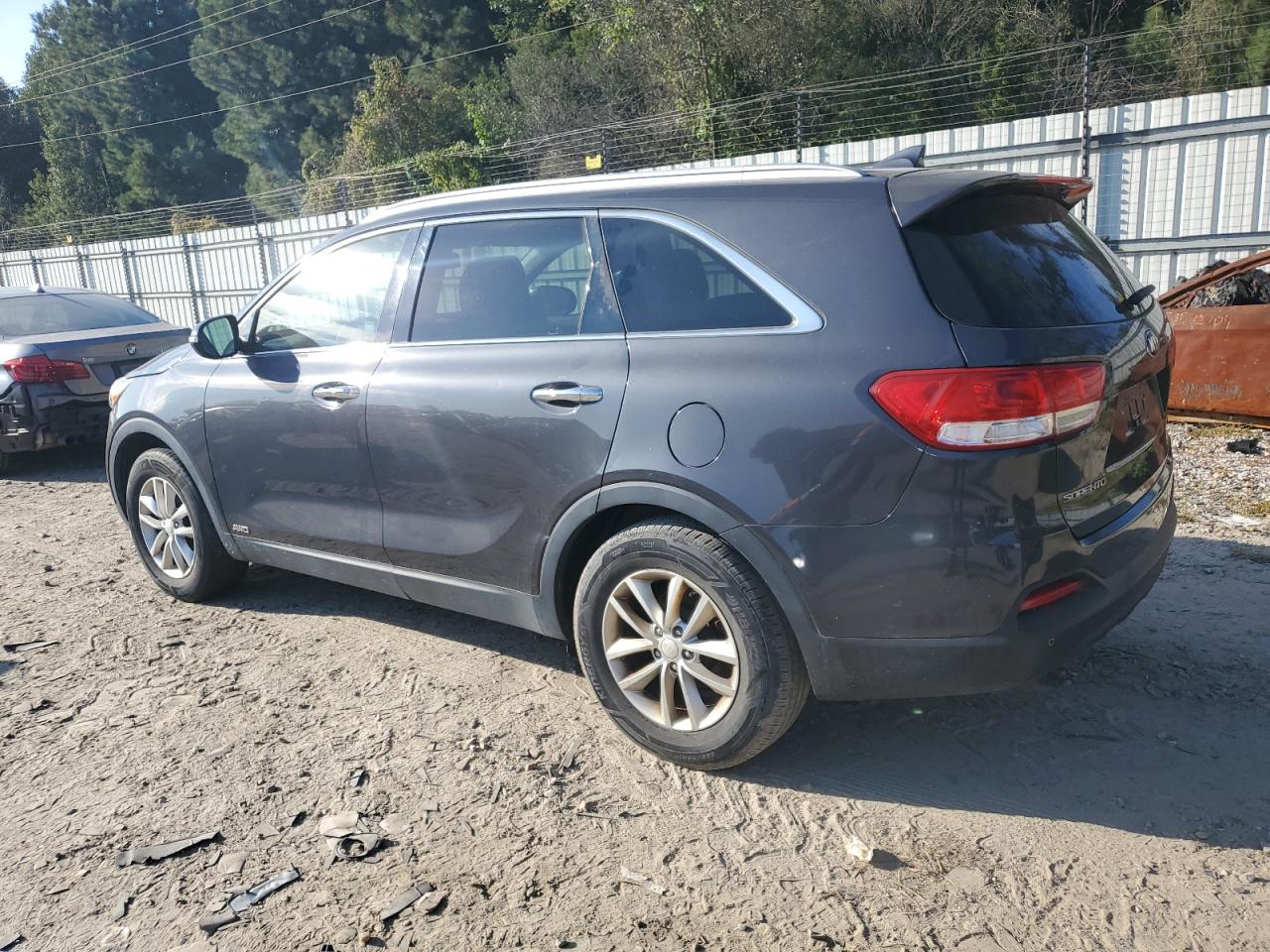 Lot #3317799094 2017 KIA SORENTO LX