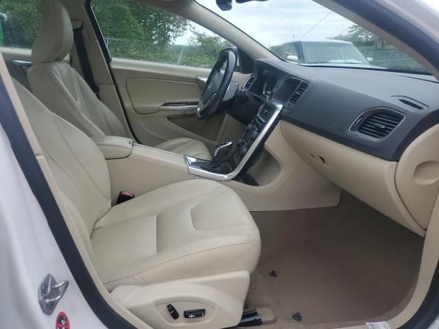 2015 VOLVO S60 PREMIE YV1612TB4F1305157
