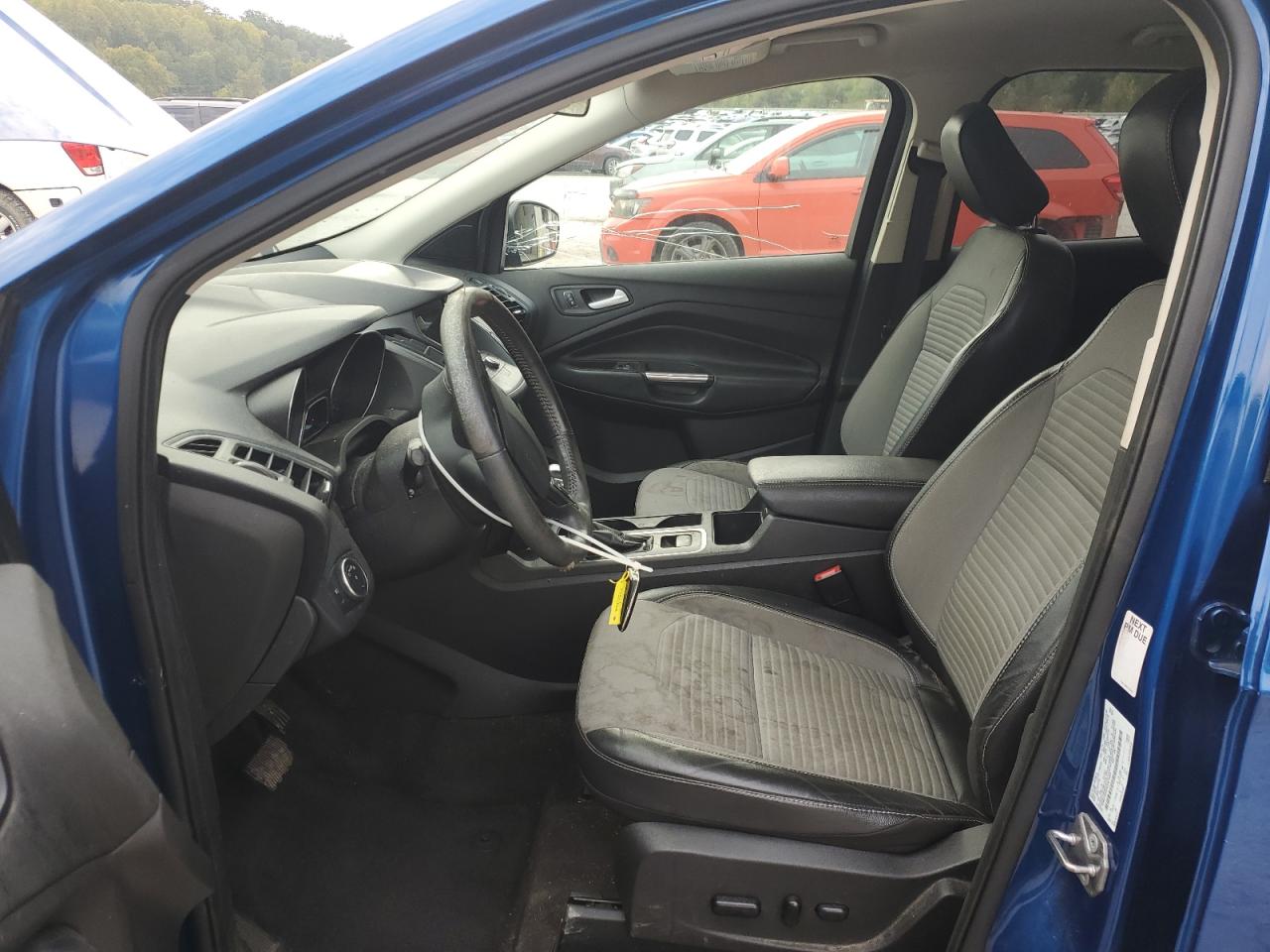 FORD ESCAPE SE