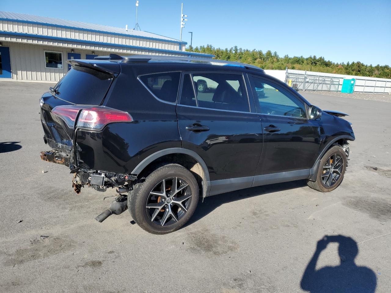 TOYOTA RAV4 SE