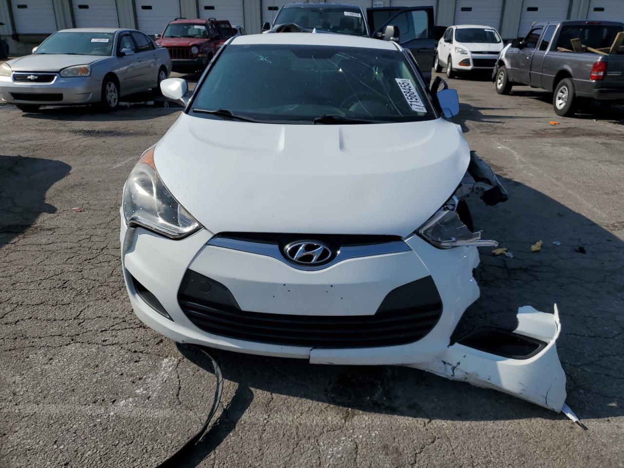 Lot #3312506624 2016 HYUNDAI VELOSTER