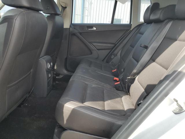 2017 VOLKSWAGEN TIGUAN S WVGAV7AX3HK002900