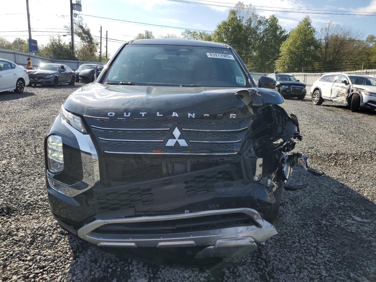 MITSUBISHI OUTLANDER SE