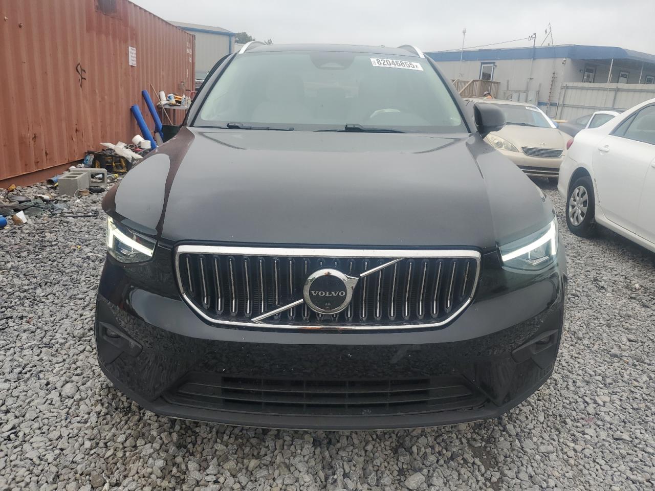 VOLVO XC40 PLUS