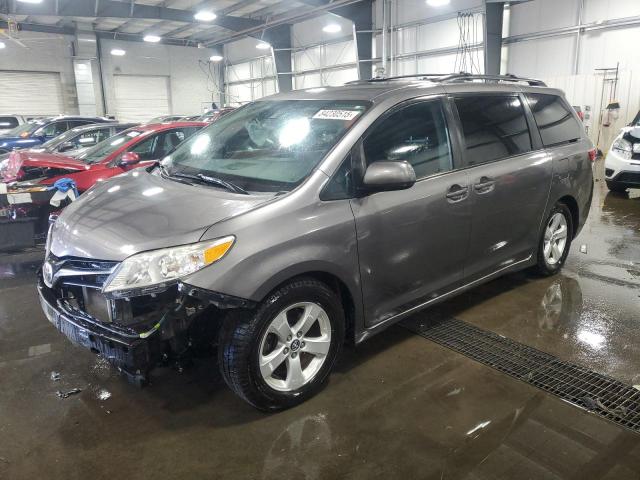 Global Auto Auctions: 2019 TOYOTA SIENNA LE